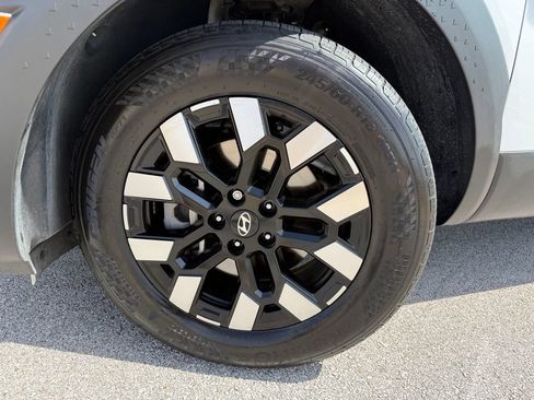 Certified 2025 Hyundai Santa Cruz SEL FWD image 9