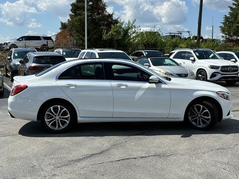 Used 2016 Mercedes-Benz C 300 4MATIC Sedan image 4