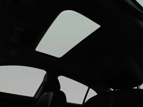 Used 2025 Nissan Sentra SR w/ SR Premium Package FWD image 26