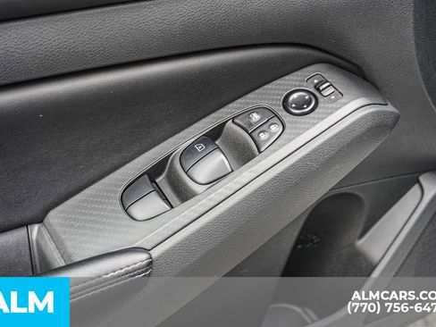 Used 2024 Nissan Altima 2.5 SV image 54