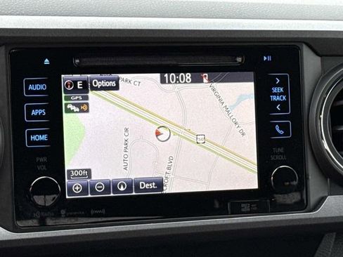 Used 2019 Toyota Tacoma TRD Off-Road w/ Technology Package image 19