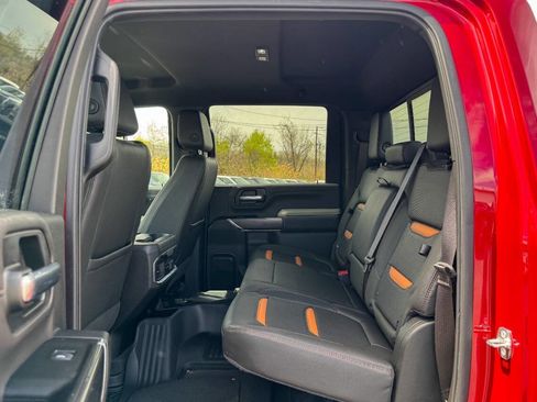Used 2022 GMC Sierra 2500 AT4 w/ AT4 Preferred Package AWD/4WD image 26