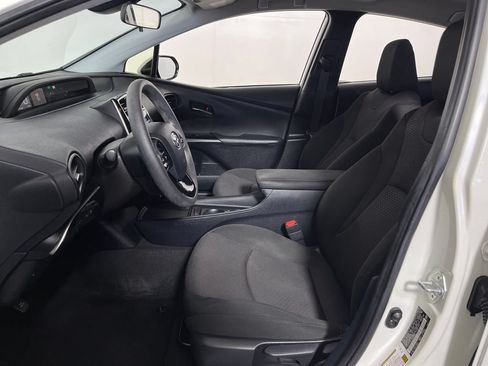 Certified 2019 Toyota Prius LE w/ Carpet Mat Package FWD image 12