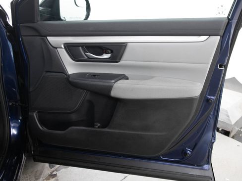 Used 2019 Honda CR-V LX image 9