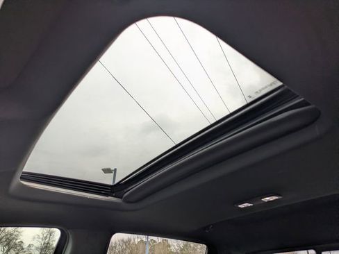 Used 2025 GMC Sierra 1500 AT4 w/ AT4 Premium Package image 21