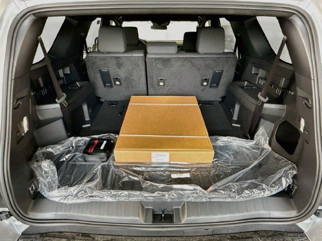 New 2026 Toyota 4Runner SR5 AWD/4WD image 23