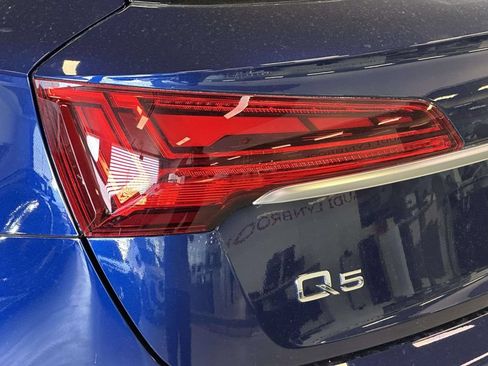 Used 2023 Audi Q5 2.0T Premium w/ Convenience Package AWD/4WD image 13