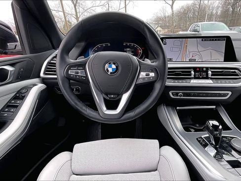 Used 2023 BMW X5 xDrive40i w/ Premium Package image 6