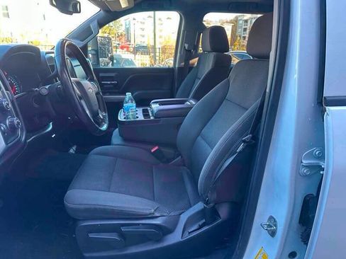 Used 2018 Chevrolet Silverado 1500 LT image 10