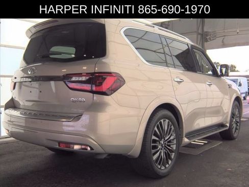 Used 2023 INFINITI QX80 Premium Select w/ Cargo Package AWD/4WD image 3