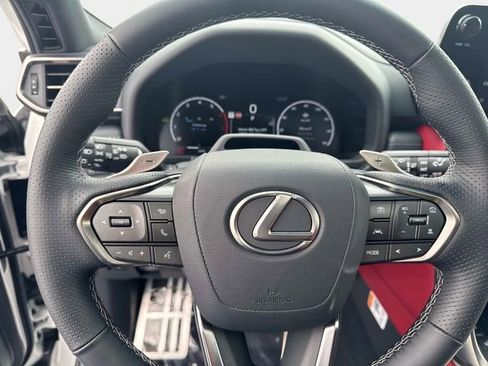 Used 2025 Lexus LX 700h F Sport AWD/4WD image 25