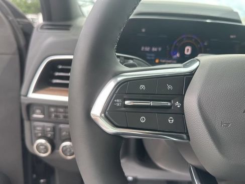 New 2026 Chevrolet Suburban High Country AWD/4WD image 19