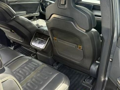 Used 2022 Rivian R1S Launch Edition AWD/4WD image 11