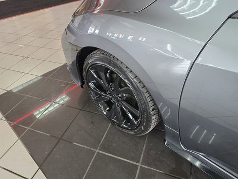 Used 2018 Honda Civic Sport image 26