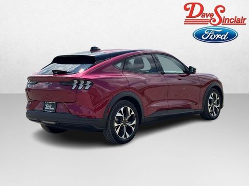 Used 2025 Ford Mustang Mach-E Select w/ Comfort Package Lite RWD image 7