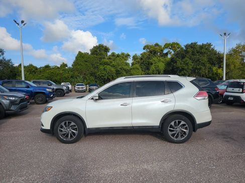 Used 2016 Nissan Rogue SL w/ SL Premium Package AWD/4WD image 2