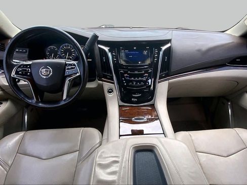 Used 2015 Cadillac Escalade Luxury RWD image 14