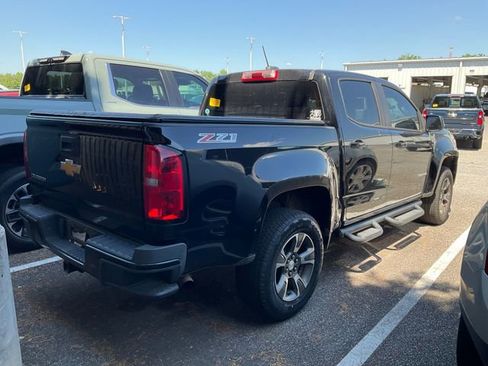 Used 2015 Chevrolet Colorado Z71 AWD/4WD image 5