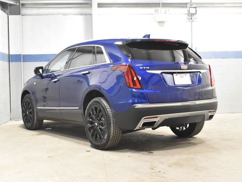 Certified 2025 Cadillac XT5 Premium Luxury w/ LPO, Floor Liner Package FWD image 25