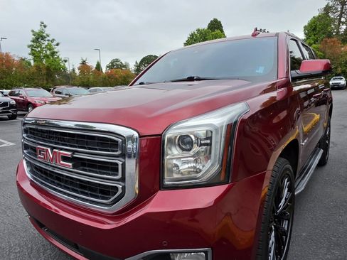 Used 2018 GMC Yukon SLT AWD/4WD image 5