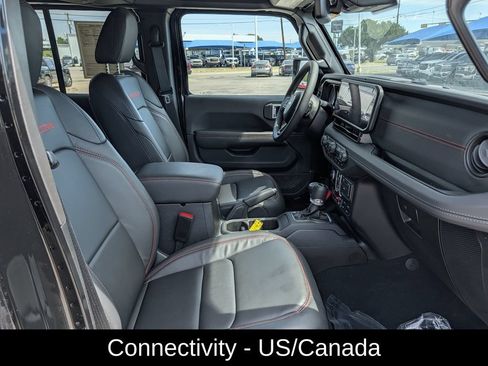 Used 2025 Jeep Gladiator Rubicon AWD/4WD image 30