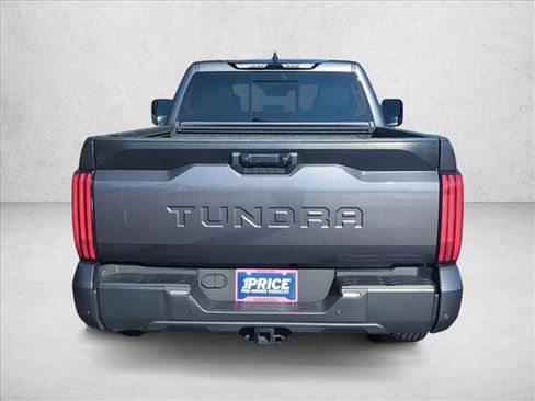 Used 2022 Toyota Tundra SR5 w/ SR5 Premium Package image 7