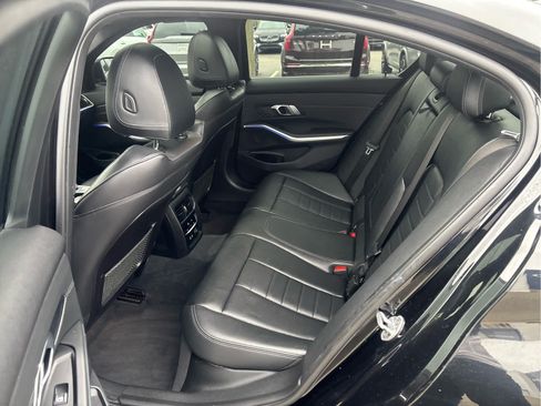 Used 2020 BMW 330i xDrive Sedan w/ Premium Package AWD/4WD image 38