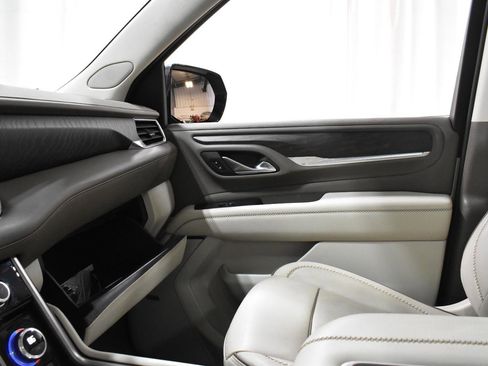 Used 2023 GMC Yukon XL Denali w/ Max Trailering Package image 25