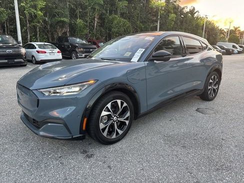 Used 2023 Ford Mustang Mach-E Premium image 4