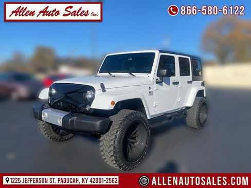 Used 2015 Jeep Wrangler Unlimited Sahara w/ Dual Top Group AWD/4WD image 1