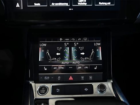 Used 2024 Audi Q8 e-tron Premium image 18