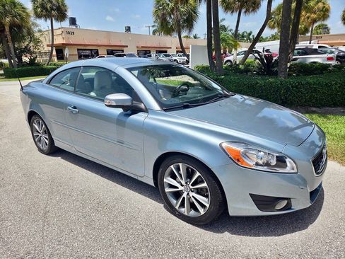 Used 2012 Volvo C70 T5 FWD image 3