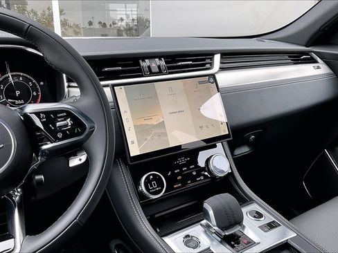 New 2026 Jaguar F-PACE R-Dynamic S AWD/4WD image 7