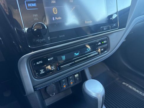 Used 2019 Toyota Corolla XSE image 22