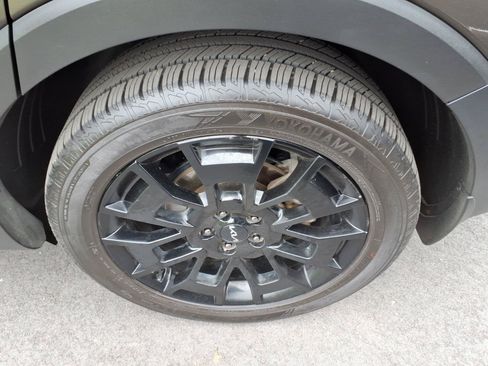 Used 2022 Kia Telluride SX w/ SX Prestige Package AWD/4WD image 6