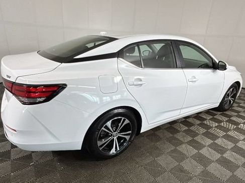 Used 2023 Nissan Sentra SV FWD image 2