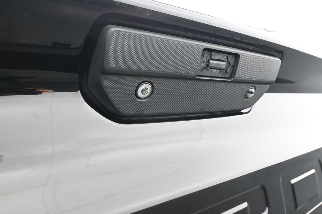 Used 2021 Chevrolet Silverado 1500 High Country AWD/4WD image 46