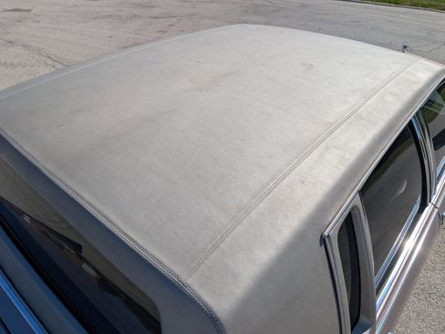 Used 1990 Cadillac Brougham image 60