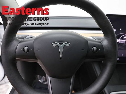 Used 2023 Tesla Model 3 Standard Range RWD image 10
