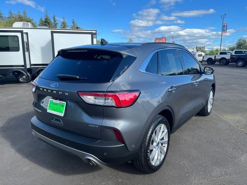 Used 2021 Ford Escape Titanium w/ Titanium Elite Package AWD/4WD image 6