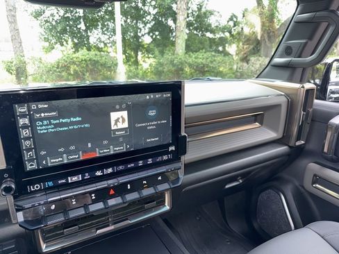 Used 2024 GMC Hummer EV 3X w/ Extreme Off-Road Package AWD/4WD image 65