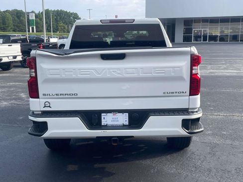 Used 2022 Chevrolet Silverado 1500 Custom RWD image 4