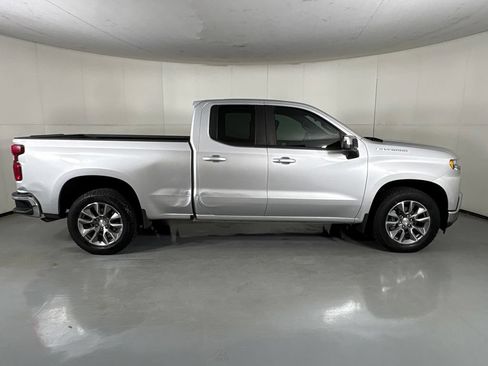 Certified 2022 Chevrolet Silverado 1500 LT w/ Max Trailering Package RWD image 11