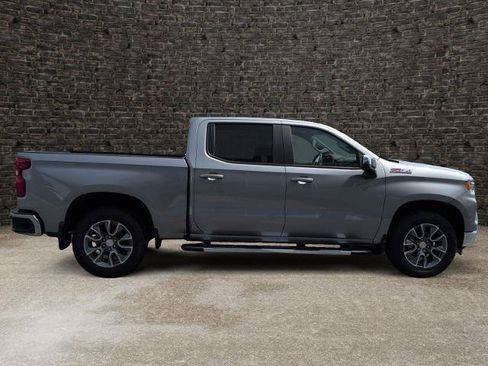 New 2026 Chevrolet Silverado 1500 LT w/ Z71 Off-Road Package AWD/4WD image 3