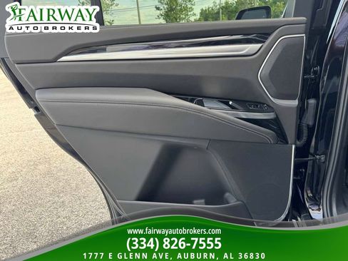 Used 2026 Cadillac Escalade Sport w/ LPO, Floor Liner Package RWD image 33