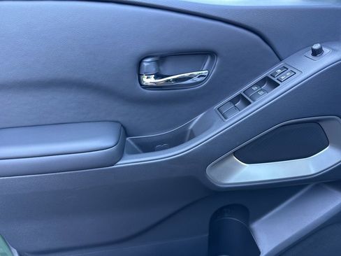 New 2026 Nissan Frontier SV w/ SV Convenience Package image 12