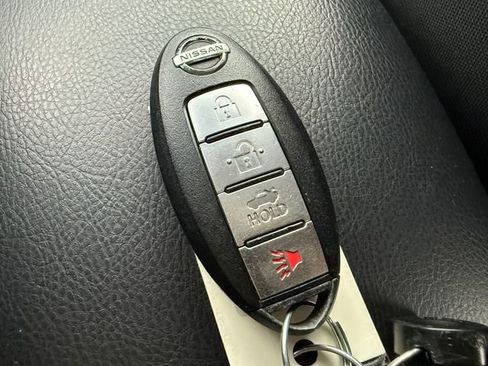 Used 2018 Nissan Sentra SV image 29