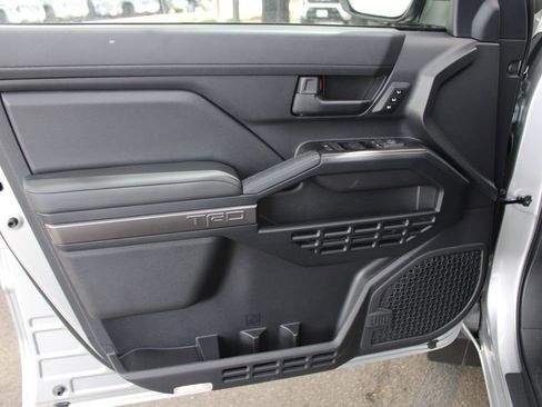 New 2026 Toyota 4Runner TRD Sport Premium AWD/4WD image 21