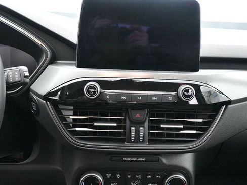 Used 2023 Ford Escape Active image 14