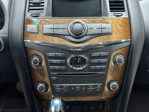 Used 2011 INFINITI QX56 4WD w/ Theater Pkg image 42